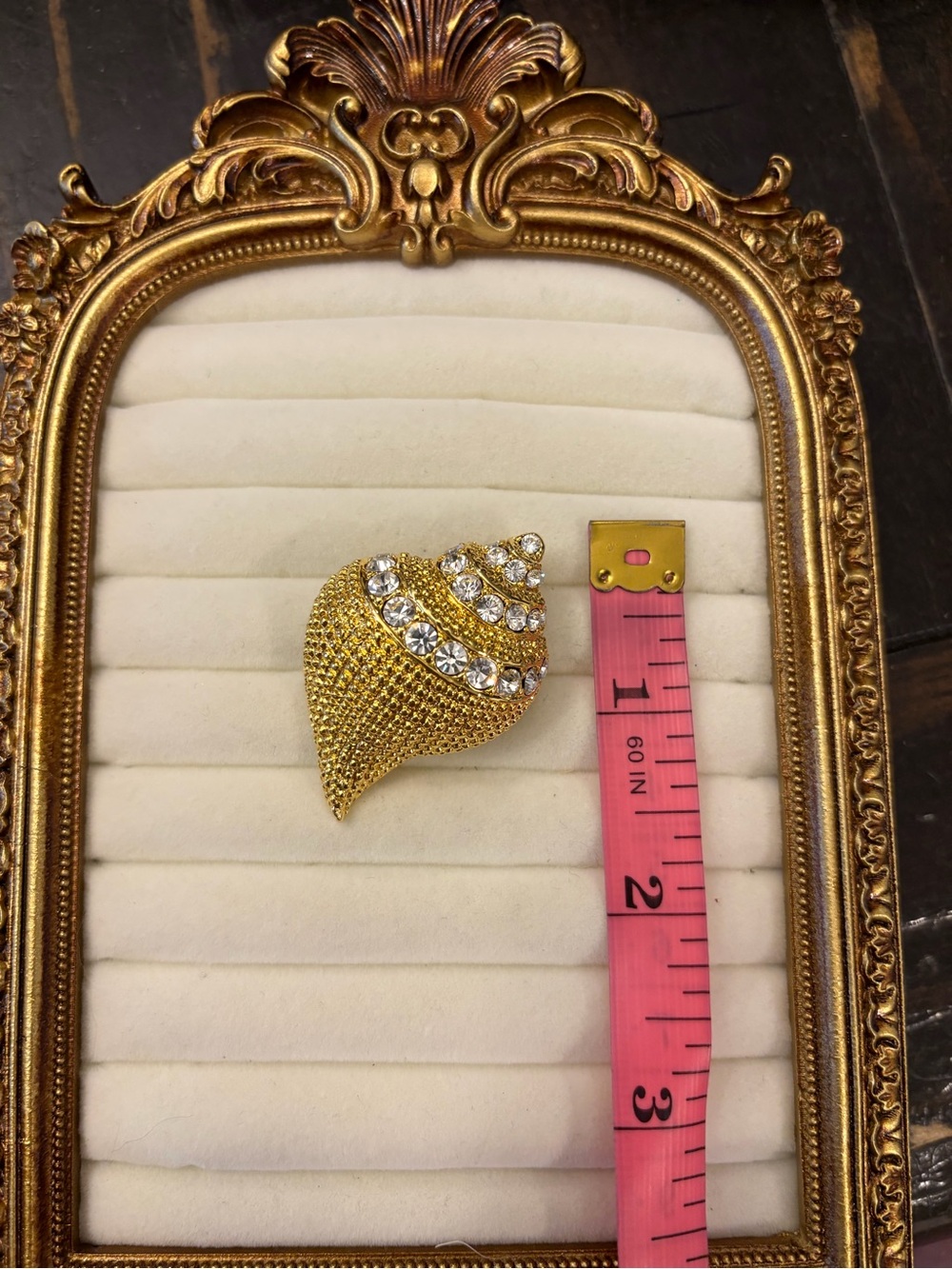 Vintage SIGNED KJL Kenneth Jay Lane Seashell Brooch Pendant Gold Tone Shell Pin - Picture 6 of 8